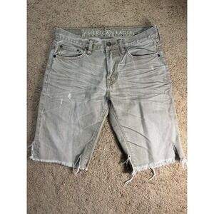American Eagle Bermuda Shorts Men 30 Green Cutoffs Low-Rise Distressed Whiskered